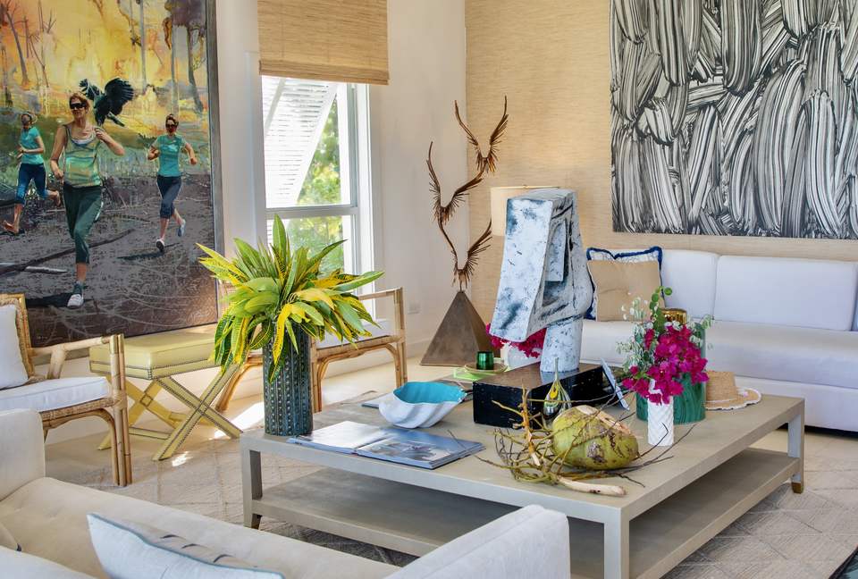 Sea Siren (R) - Harbour Island, Bahamas