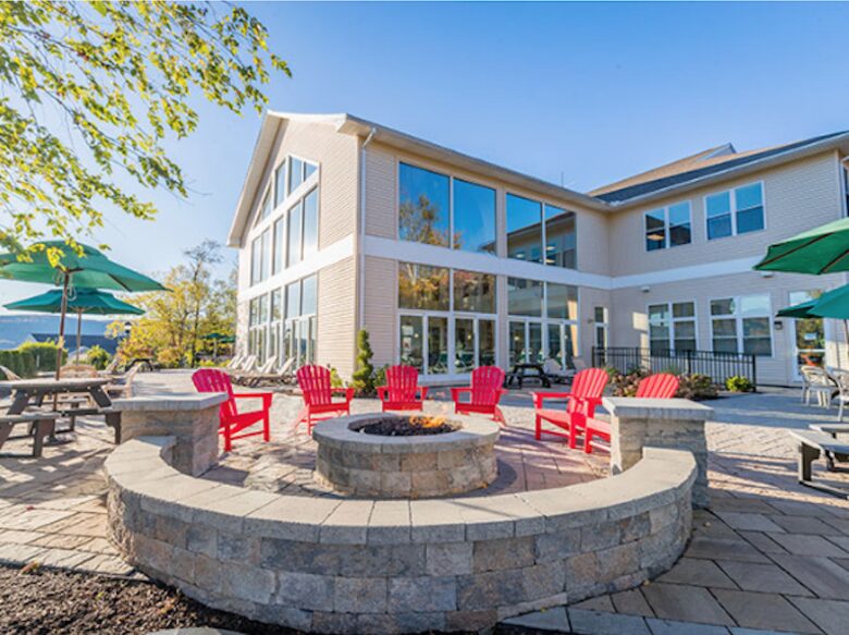 Berkshires 2 Bedroom Family Friendly Residence - Hancock, Massachusetts