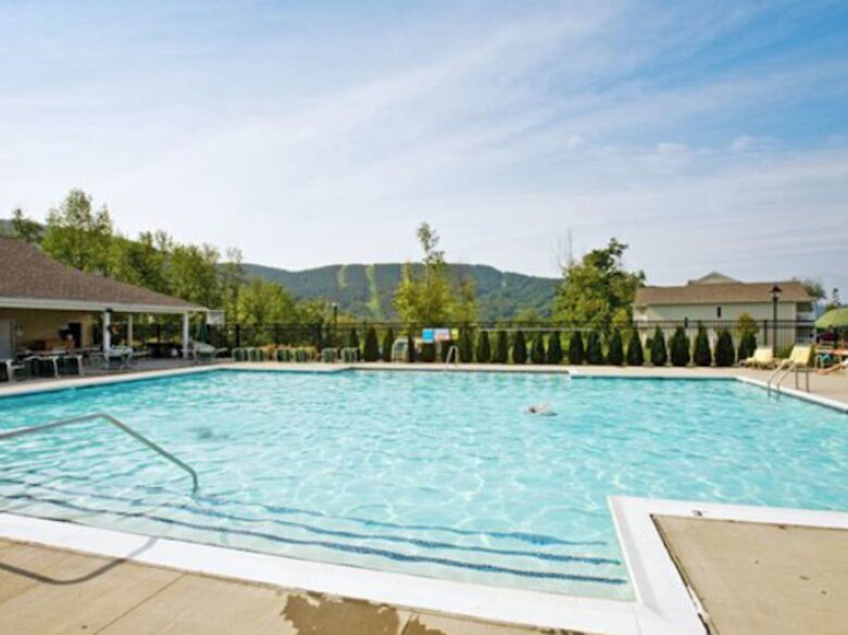 Berkshires 2 Bedroom Family Friendly Residence - Hancock, Massachusetts