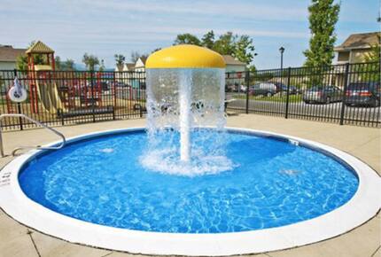 Berkshires 2 Bedroom Family Friendly Residence - Hancock, Massachusetts