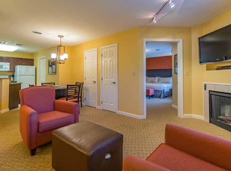 Berkshires 2 Bedroom Family Friendly Residence - Hancock, Massachusetts