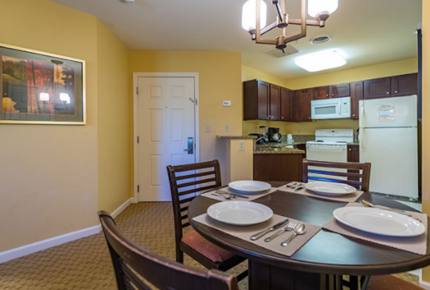 Berkshires 2 Bedroom Family Friendly Residence - Hancock, Massachusetts