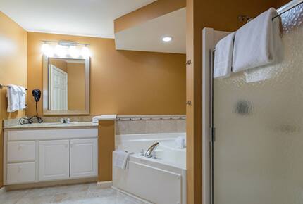 Berkshires 2 Bedroom Family Friendly Residence - Hancock, Massachusetts