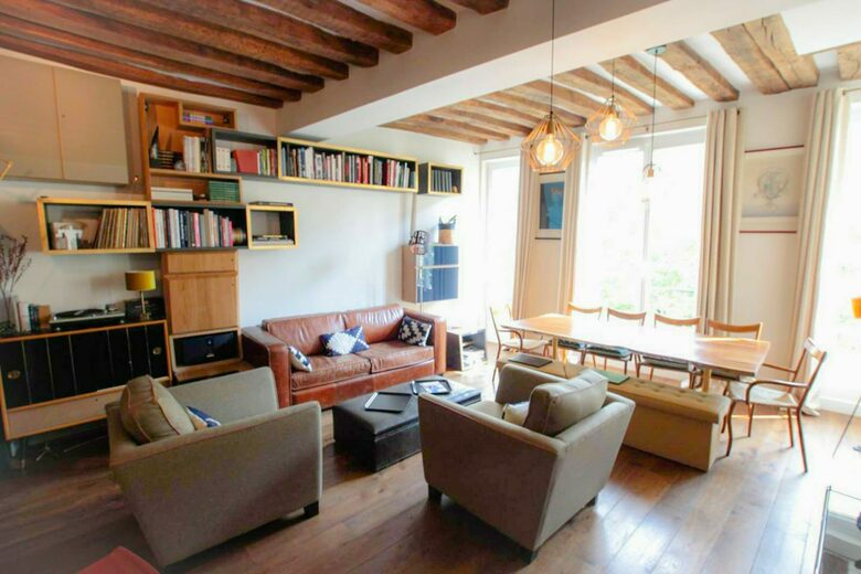 1650 Building in St. Germain, Paris - Paris, France