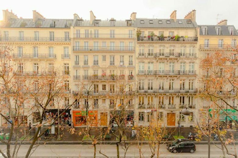1650 Building in St. Germain, Paris - Paris, France