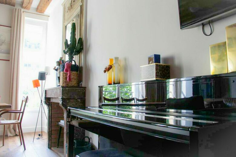 1650 Building in St. Germain, Paris - Paris, France