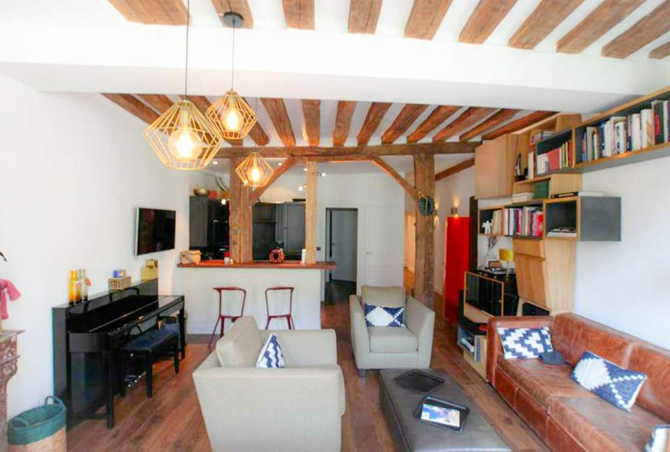 1650 Building in St. Germain, Paris - Paris, France