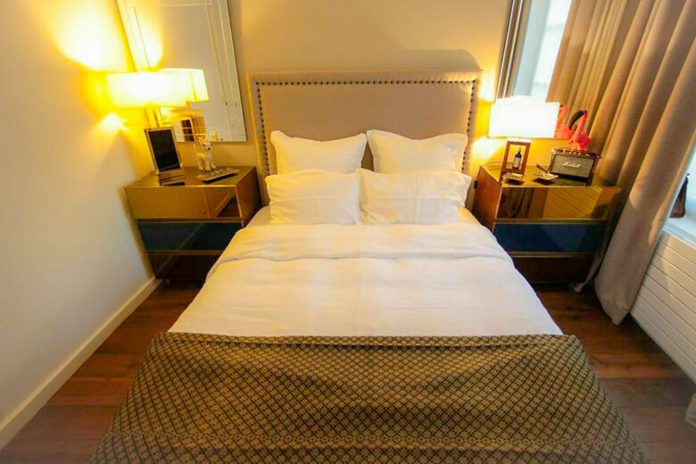 1650 Building in St. Germain, Paris - Paris, France