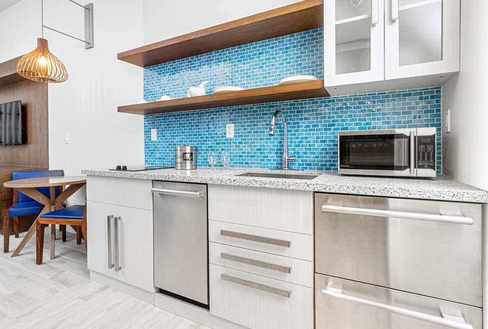 One Particular Harbour-Premium Ocean View King Studio - Nassau, Bahamas