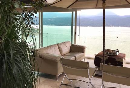 Casa de la Peña - Valle de Bravo, Mexico