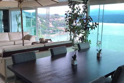 Casa de la Peña - Valle de Bravo, Mexico