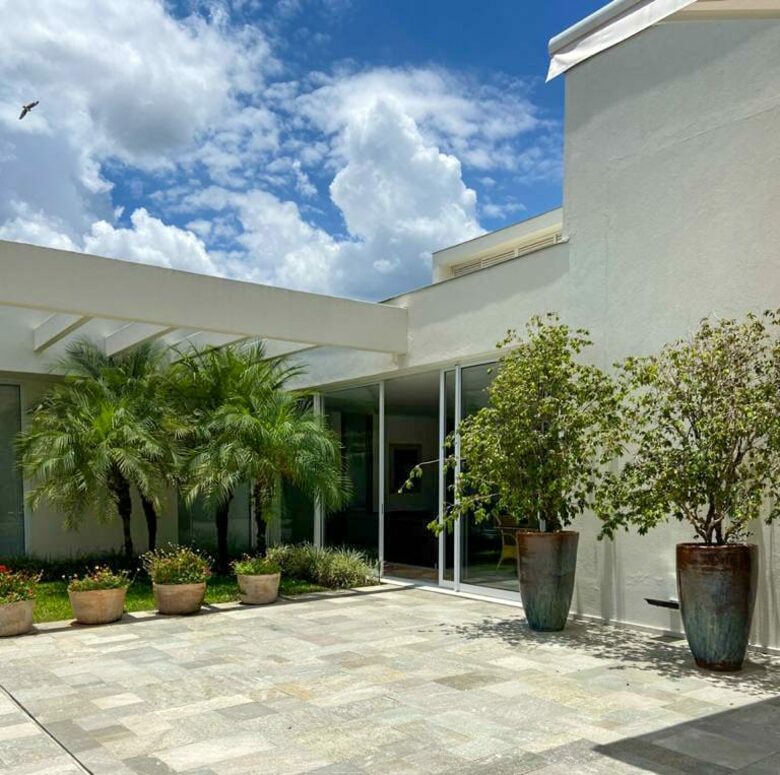 Saint Lake Horizon - Lagoa Santa, Brazil