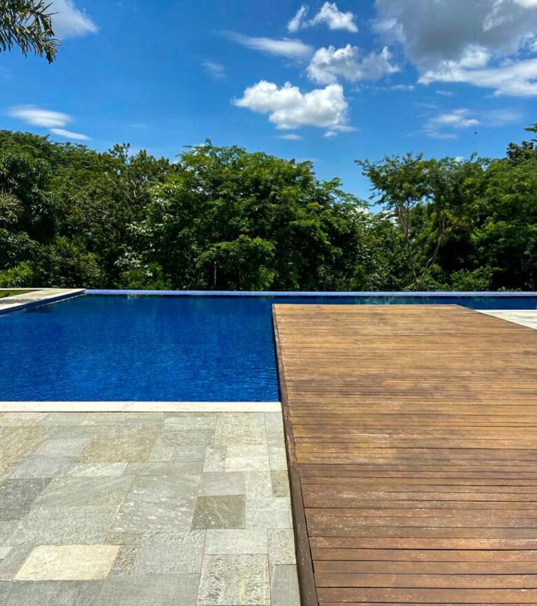 Saint Lake Horizon - Lagoa Santa, Brazil