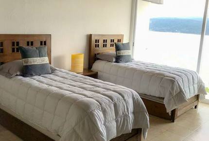 Casa de la Peña - Valle de Bravo, Mexico