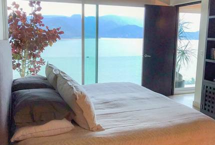 Casa de la Peña - Valle de Bravo, Mexico