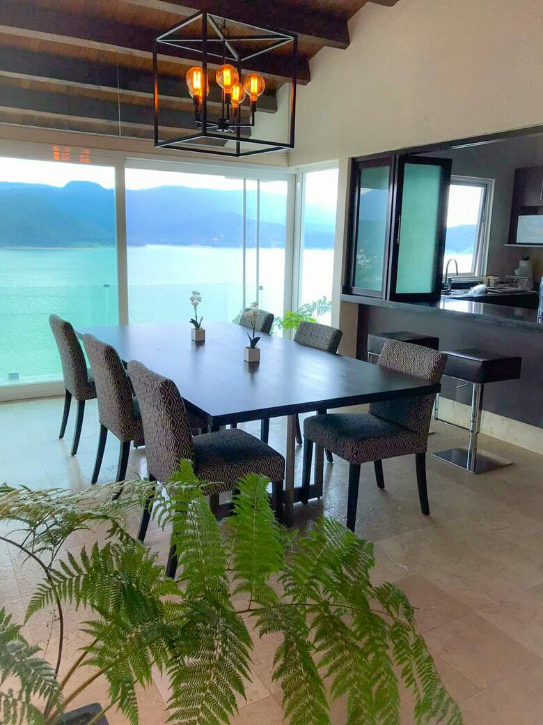 Casa de la Peña - Valle de Bravo, Mexico