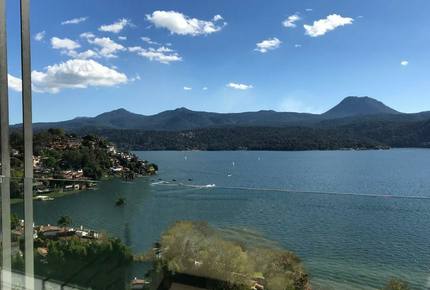 Casa de la Peña - Valle de Bravo, Mexico