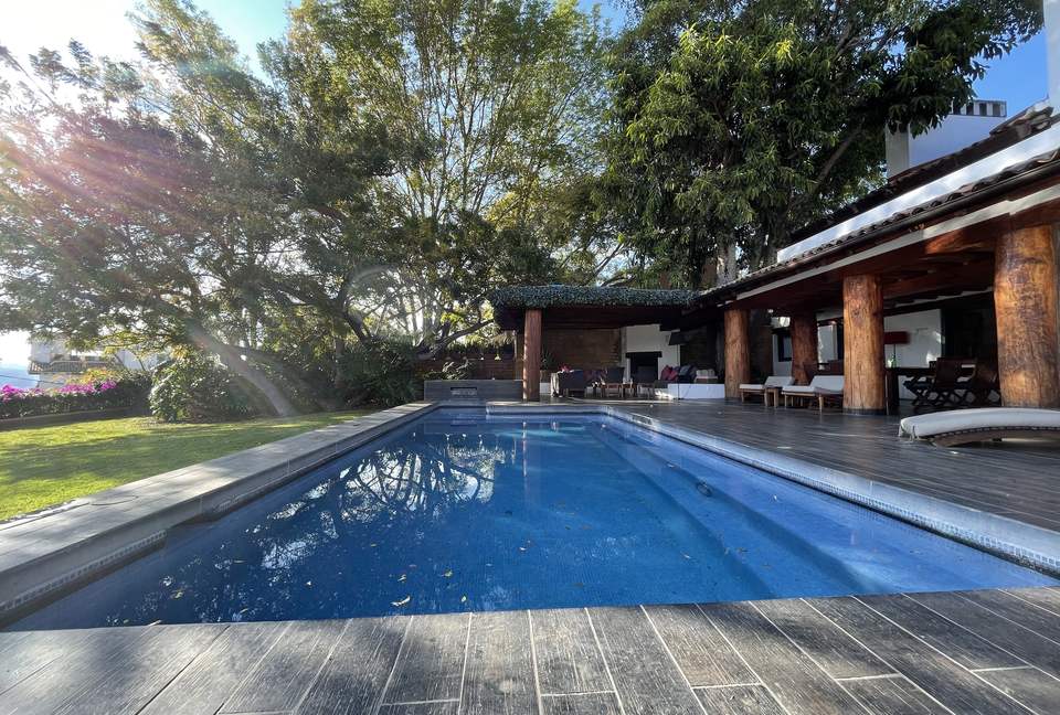 Casa Ciruela - Valle de Bravo, Mexico