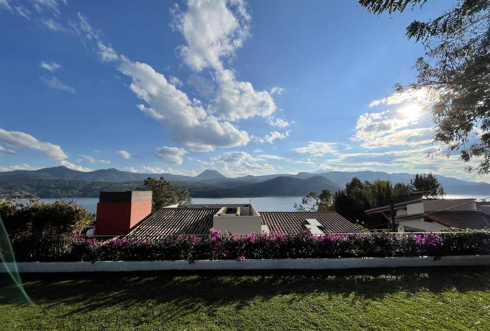Casa Ciruela - Valle de Bravo, Mexico