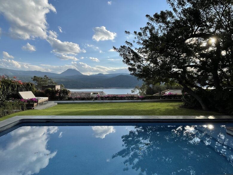 Casa Ciruela - Valle de Bravo, Mexico