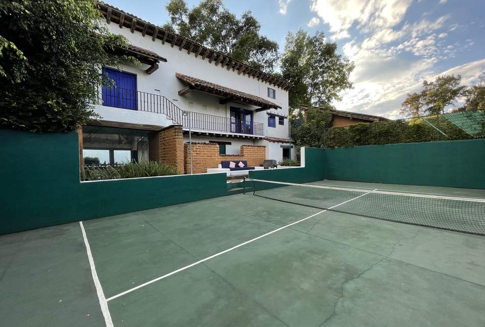 Casa Ciruela - Valle de Bravo, Mexico