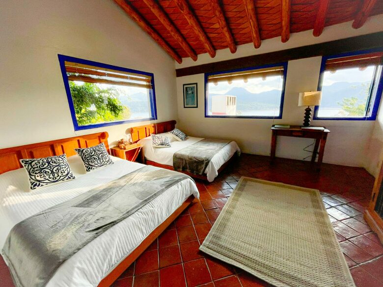 Casa Ciruela - Valle de Bravo, Mexico