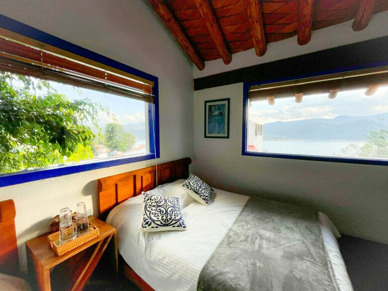 Casa Ciruela - Valle de Bravo, Mexico