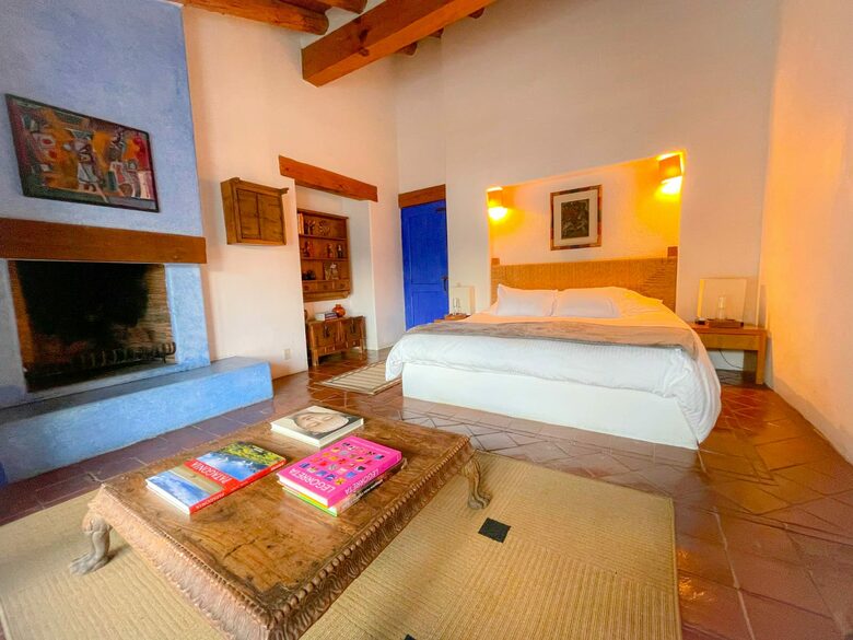 Casa Ciruela - Valle de Bravo, Mexico