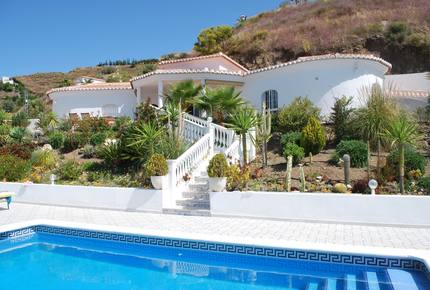 Villa Vinos - Vélez-Málaga, Spain