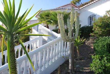 Villa Vinos - Vélez-Málaga, Spain