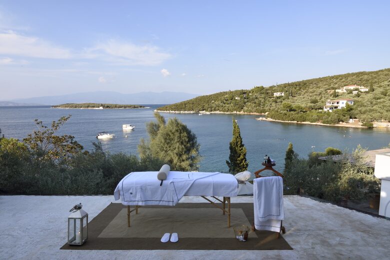 Villa Polyxena (R) - Amaliapolis, Greece