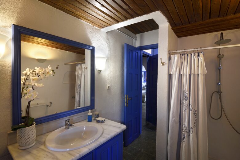 Villa Polyxena (R) - Amaliapolis, Greece