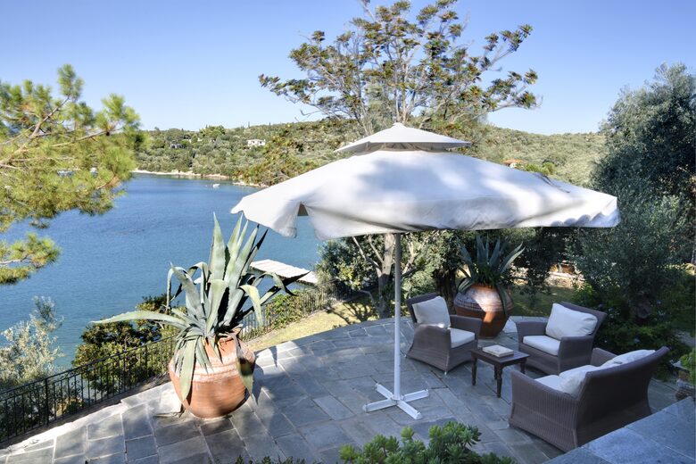 Villa Polyxena (R) - Amaliapolis, Greece