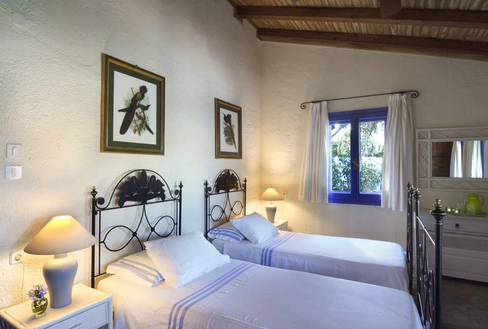 Villa Polyxena (R) - Amaliapolis, Greece