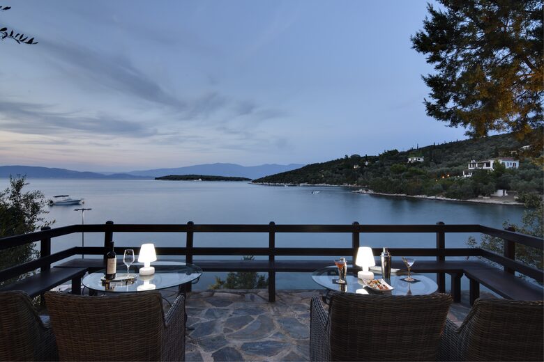 Villa Polyxena (R) - Amaliapolis, Greece