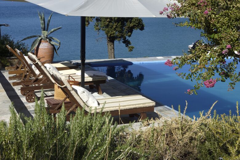 Villa Polyxena (R) - Amaliapolis, Greece