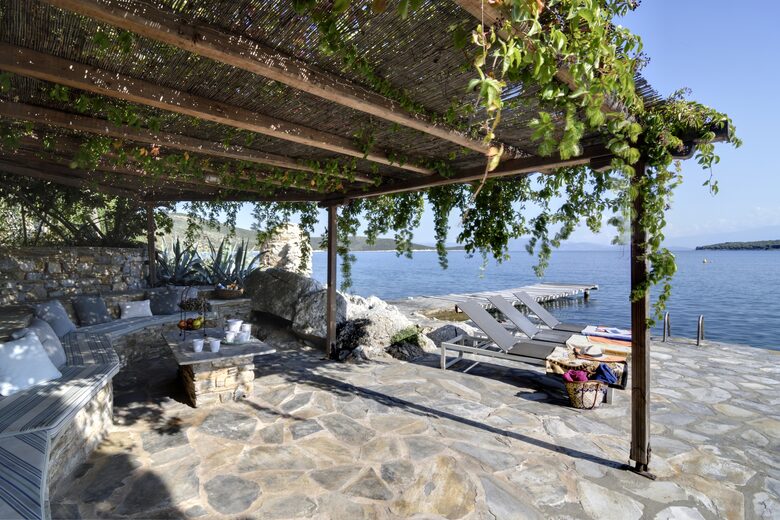 Villa Polyxena (R) - Amaliapolis, Greece