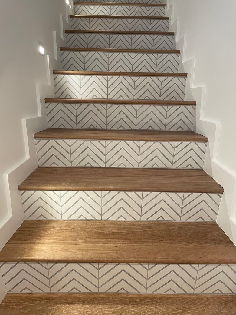 Modern Beach House Steps from the Sand - Marina Del Rey, California