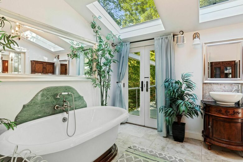 East Hampton Hideaway - East Hampton, New York