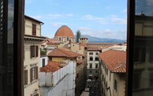 Chic Apartment Steps from the Duomo - Florence - Firenze, Italy