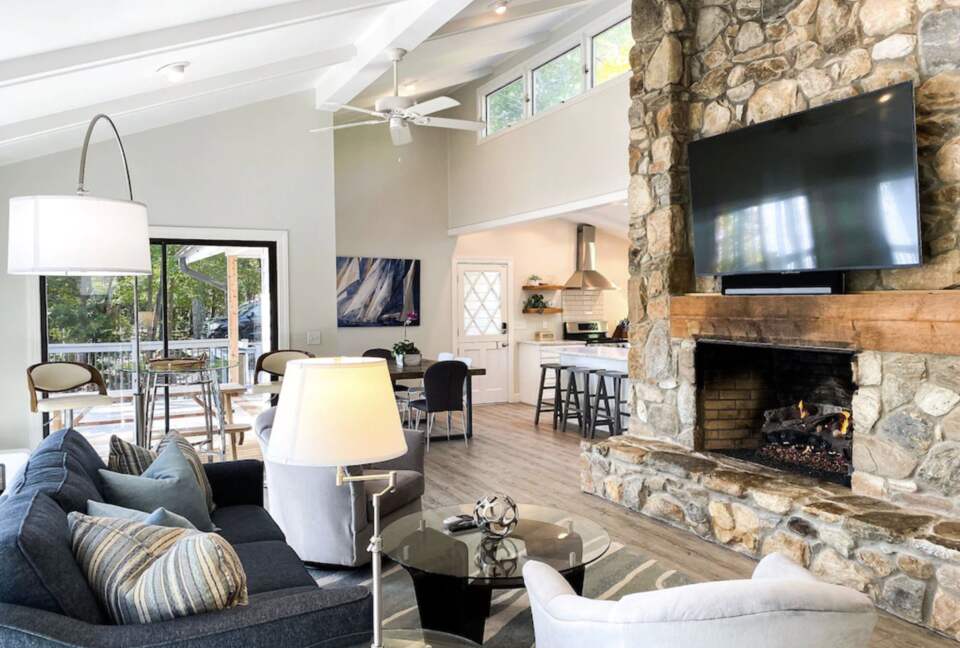 It’s All About The View - Lake Keowee - Seneca, South Carolina