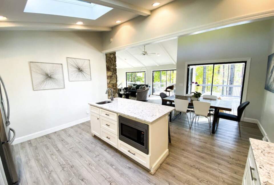 It’s All About The View - Lake Keowee - Seneca, South Carolina