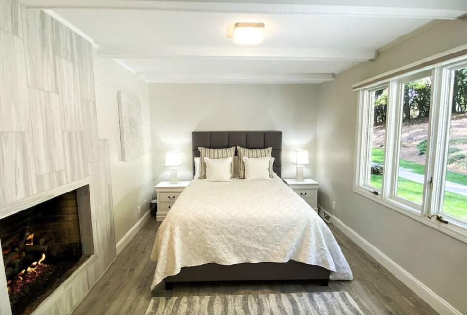 It’s All About The View - Lake Keowee - Seneca, South Carolina