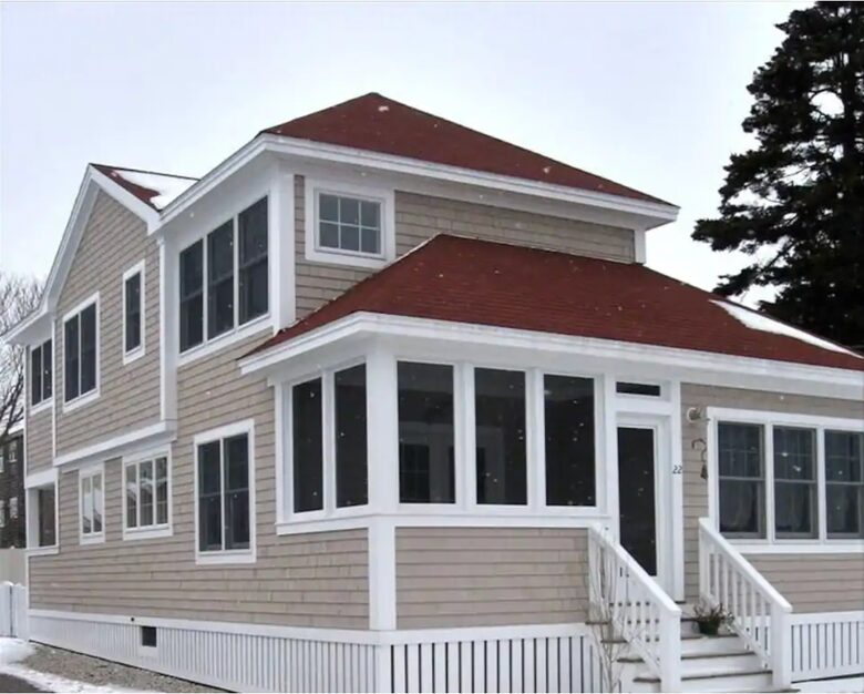 Higgins Beach Cottage with Carriage House - Scarborough, Maine