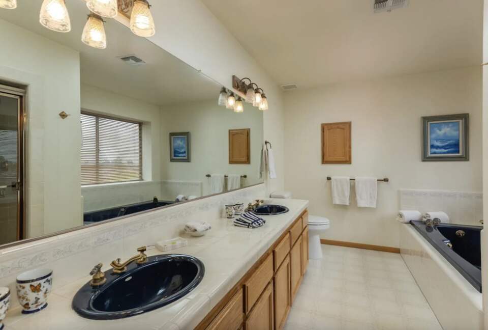 Pacifica Palace at Pismo Beach - Arroyo Grande, California