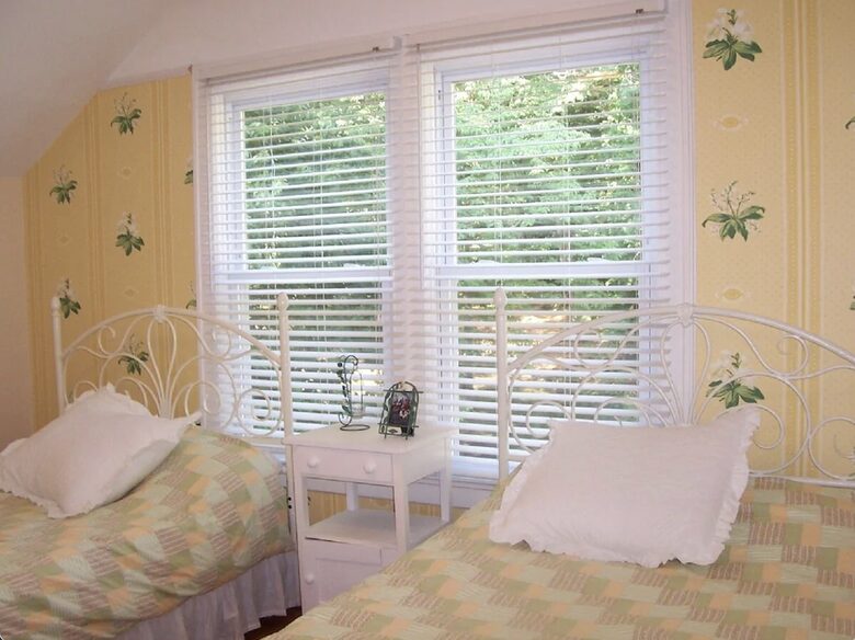 Lakefront Victorian Estate - East Haddam, Connecticut