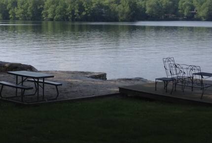 Lakefront Victorian Estate - East Haddam, Connecticut