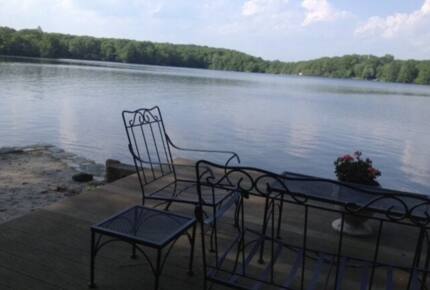 Lakefront Victorian Estate - East Haddam, Connecticut