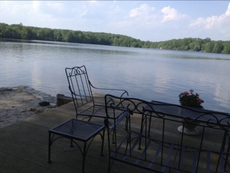 Lakefront Victorian Estate - East Haddam, Connecticut
