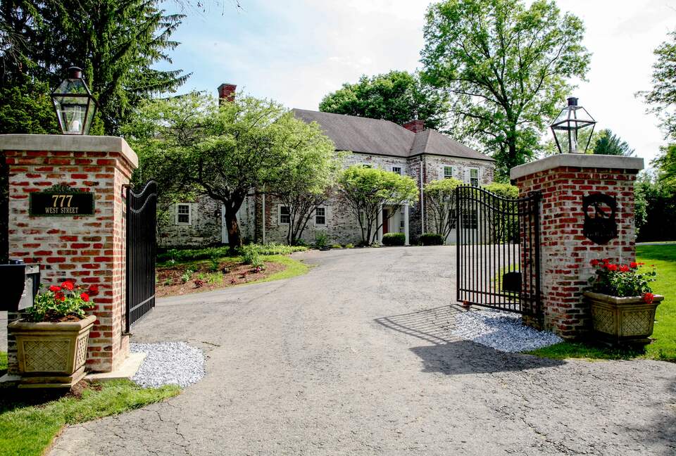Irish Country Estate In The Berkshires - Pittsfield, Massachusetts